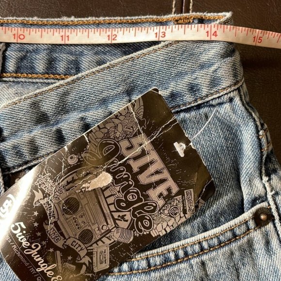 (1) 5ive Jungle & Co Women's Jean Shorts - Picture 3 of 7